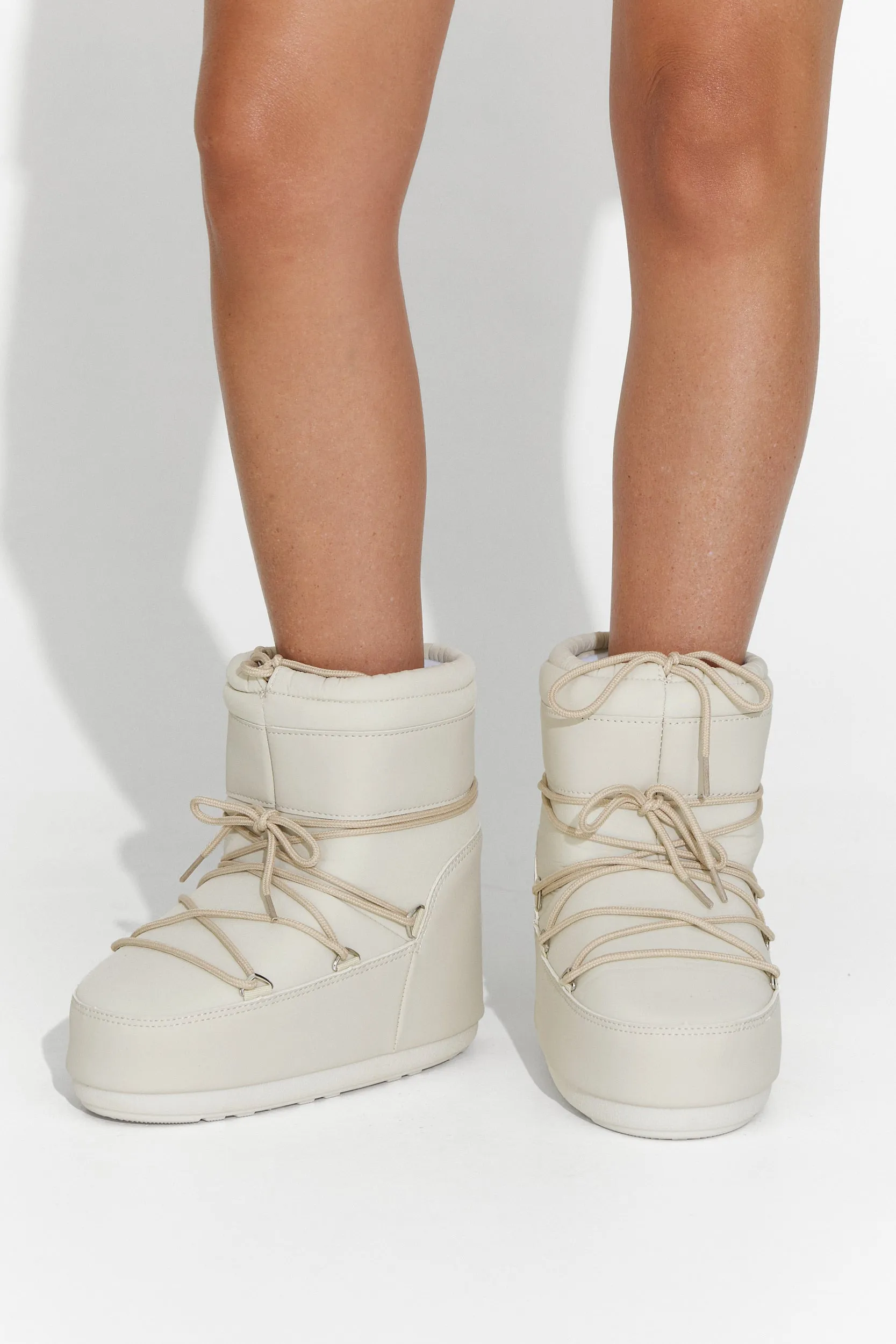 Boots dama bej Sameria Bogas sold by bogas product image thumbnail 2