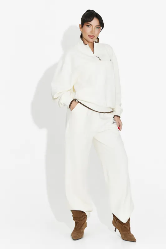 Trening dama casual bej Vilma Bogas sold by bogas