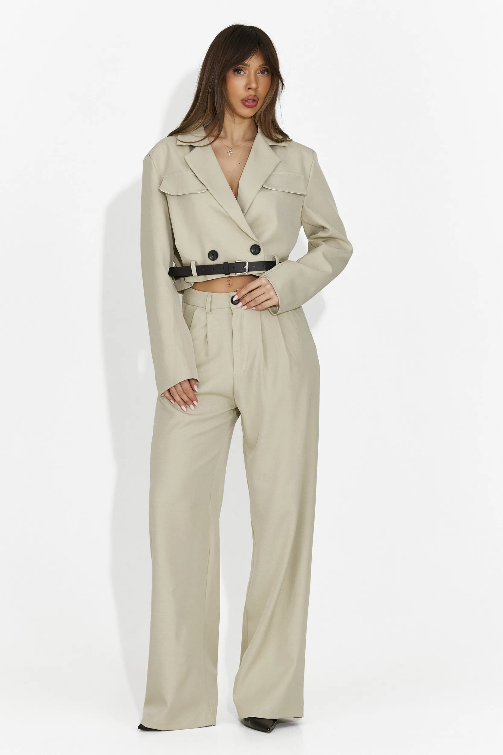 Costum dama elegant bej Esmara Bogas sold by bogas product image thumbnail 5