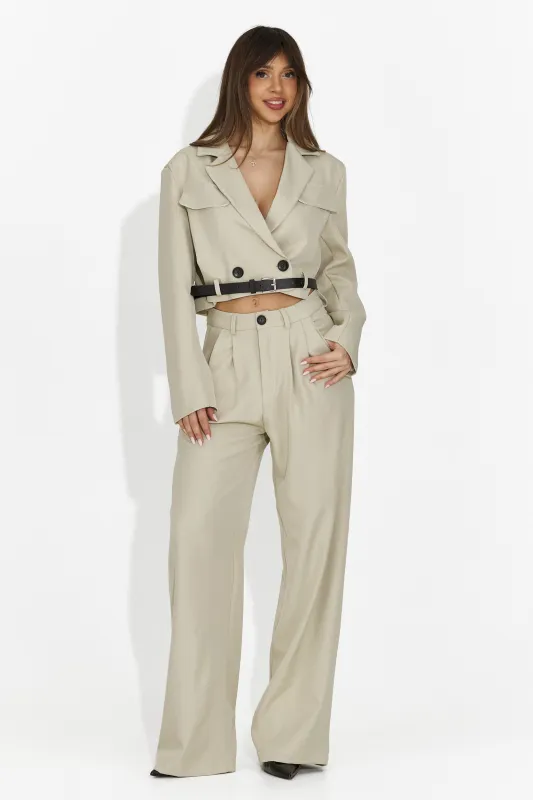 Costum dama elegant bej Esmara Bogas made by bogas