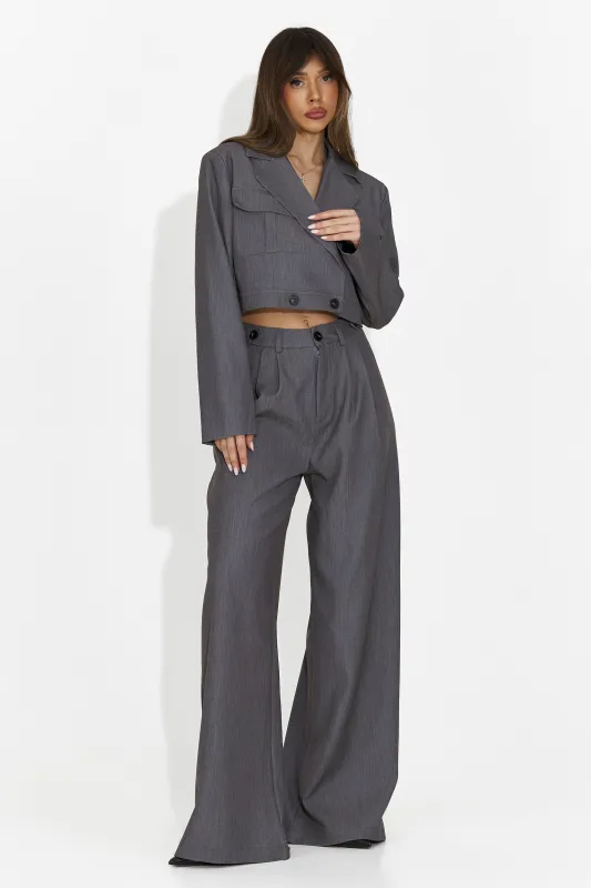 Costum dama elegant gri Adnana Bogas sold by bogas