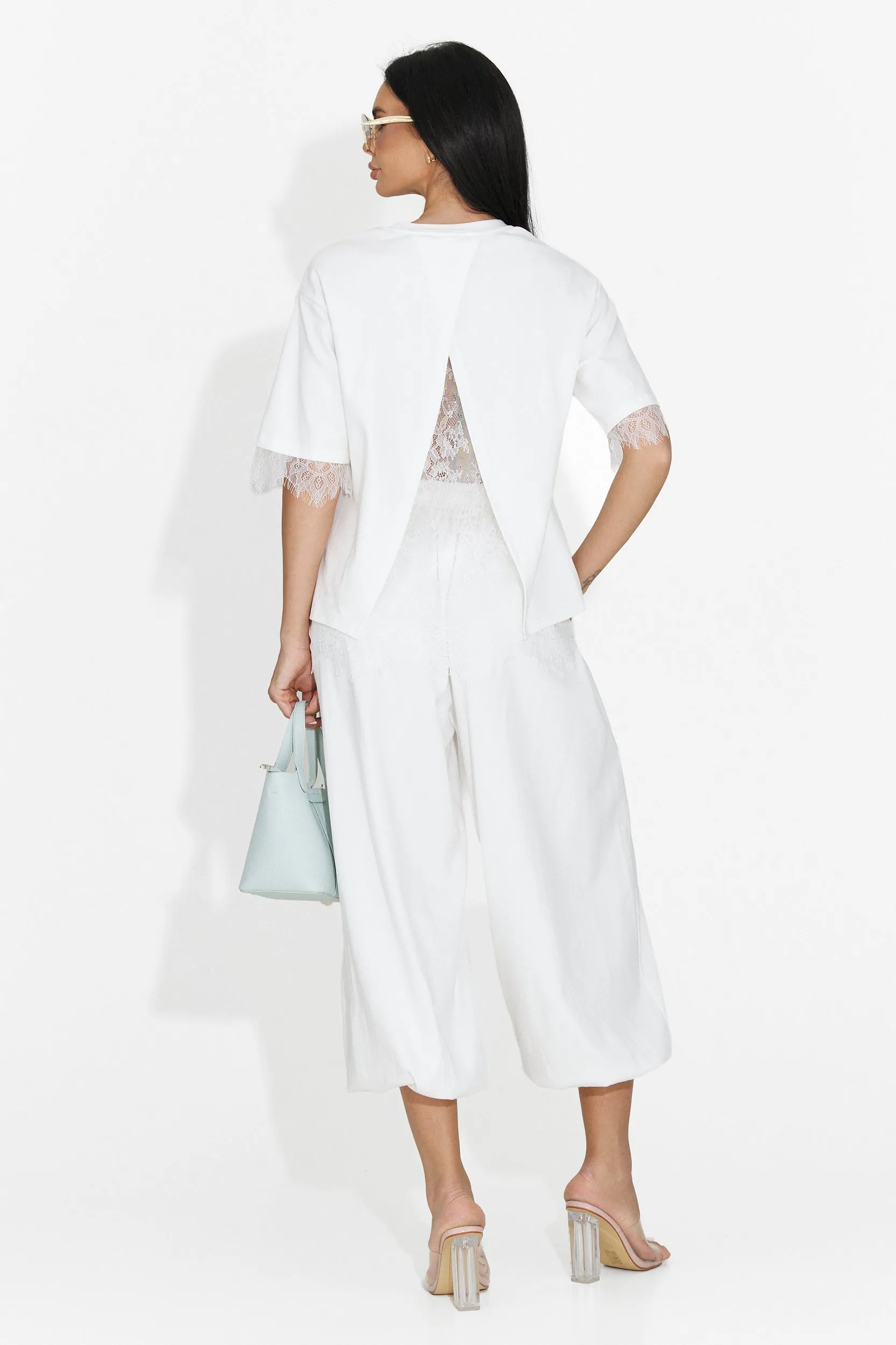 Compleu dama cu pantaloni alb Maila Bogas sold by bogas product image thumbnail 2