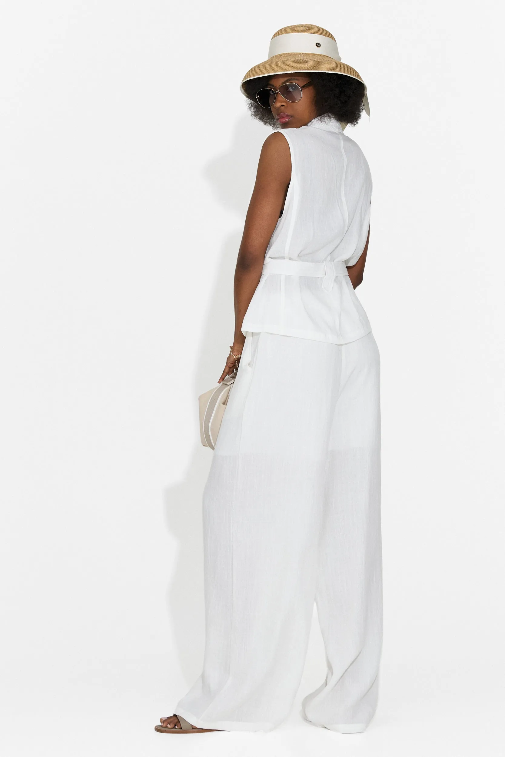 Compleu dama casual alb Camelia Bogas sold by bogas product image thumbnail 2