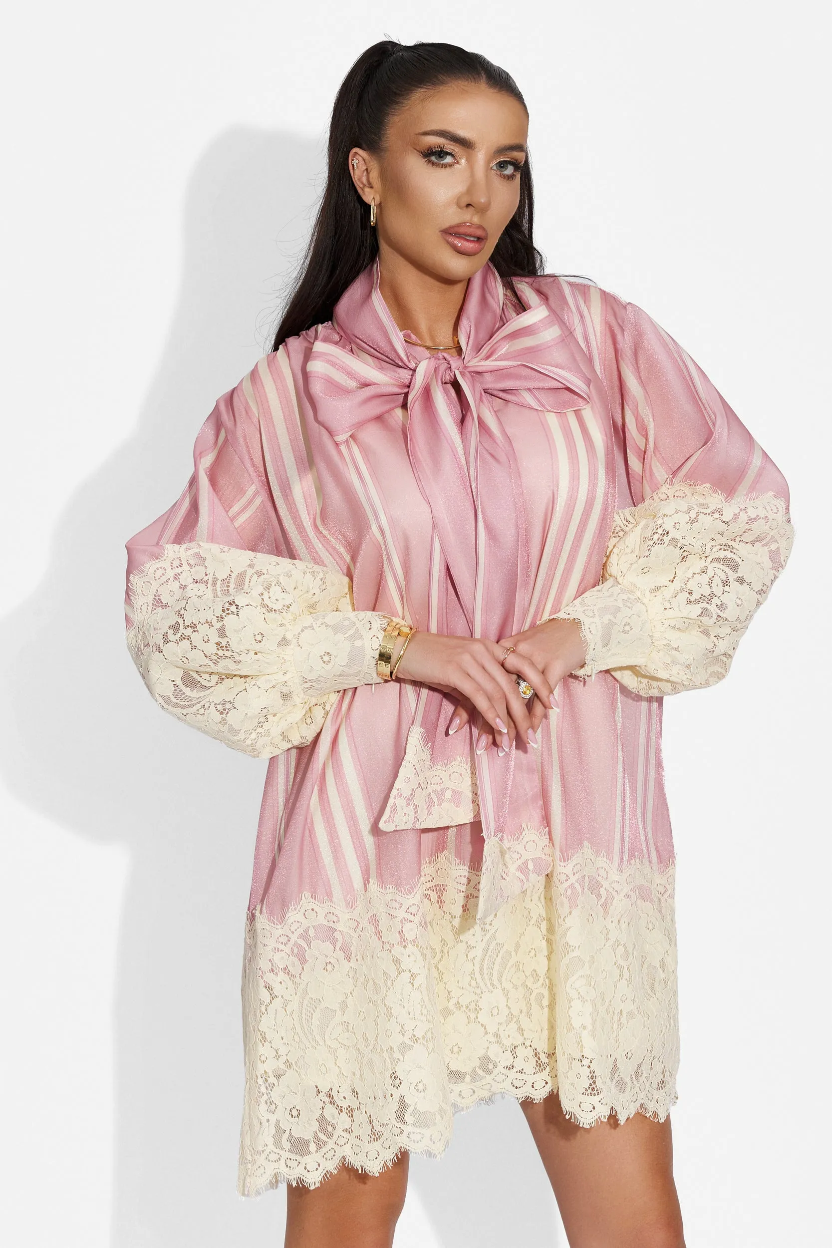 Rochie dama scurta eleganta roz Christela Bogas sold by bogas product image thumbnail 4