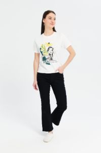 Women Ivory Printed T-Shirt sold by Redtag
