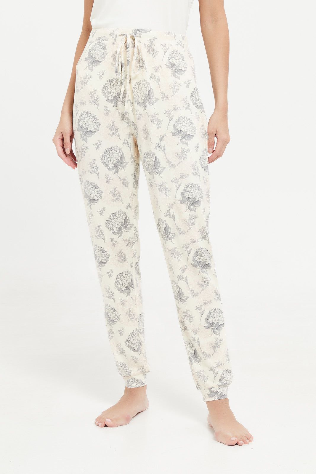 Women White Short Sleeves Pajama Set (2 Piece) sold by Redtag product image thumbnail 3