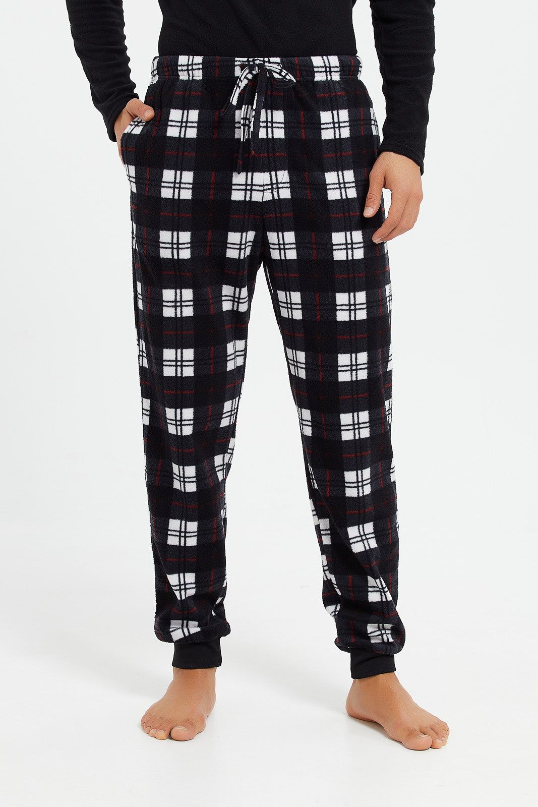 Men Black Check Fleece Lounge Set (2 Piece) sold by Redtag product image thumbnail 3