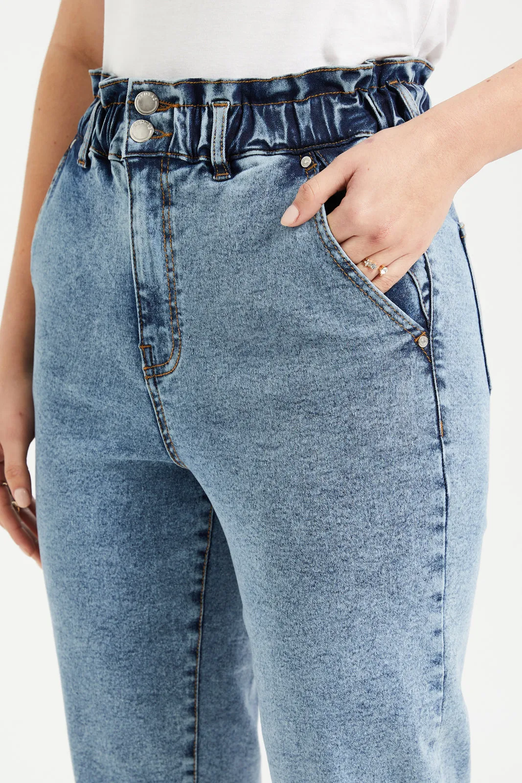 Women Blue High Rise Waist Mom Fit Jeans sold by Redtag product image thumbnail 4