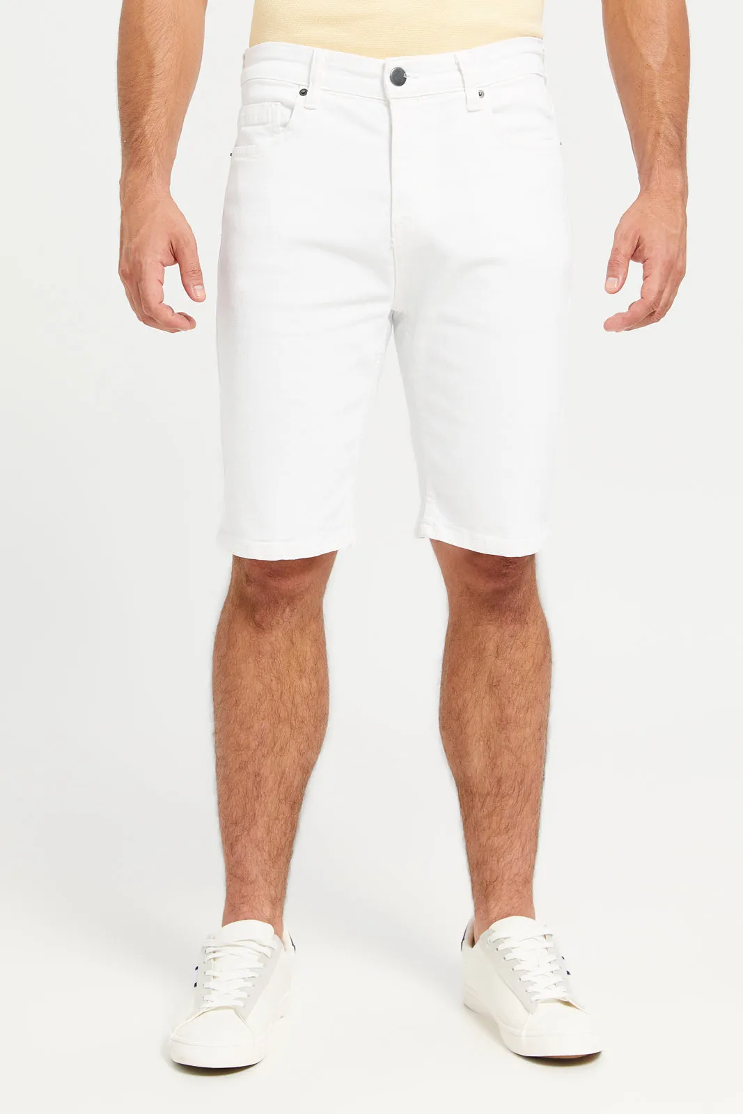 Men White Basic 5-Pocket Denim Shorts sold by Redtag