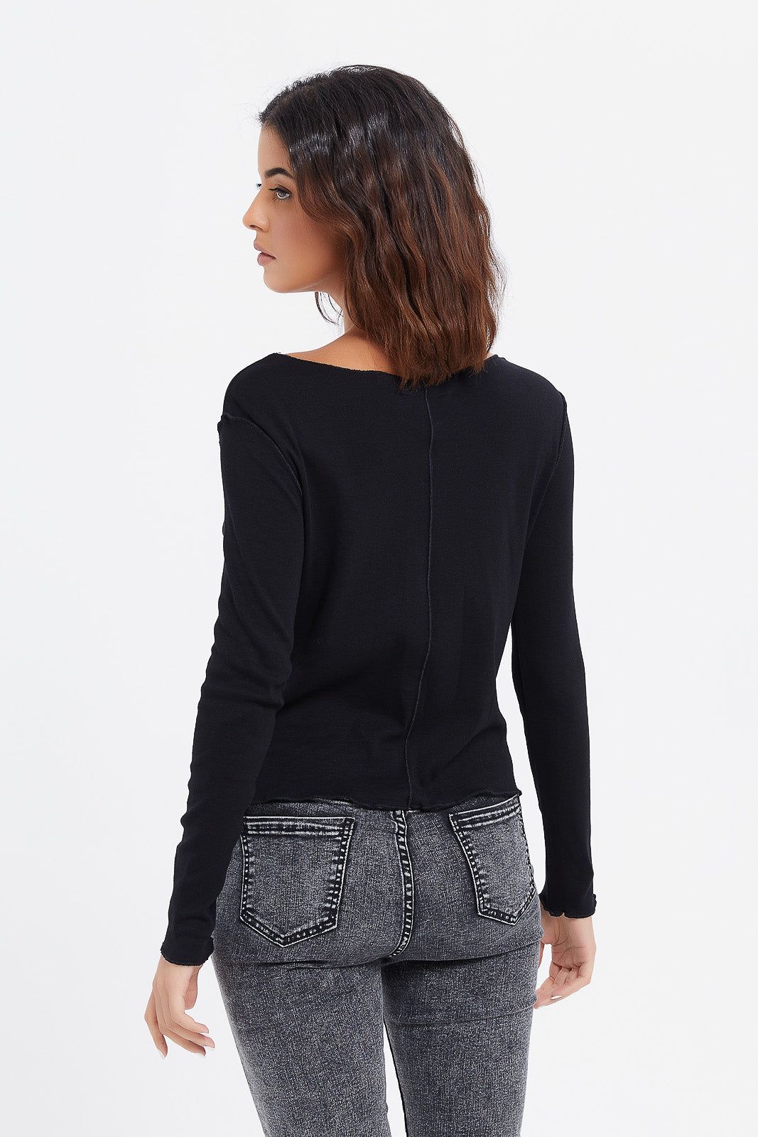 Women Black Exposed Seam Long Sleeves T-Shirt sold by Redtag product image thumbnail 3