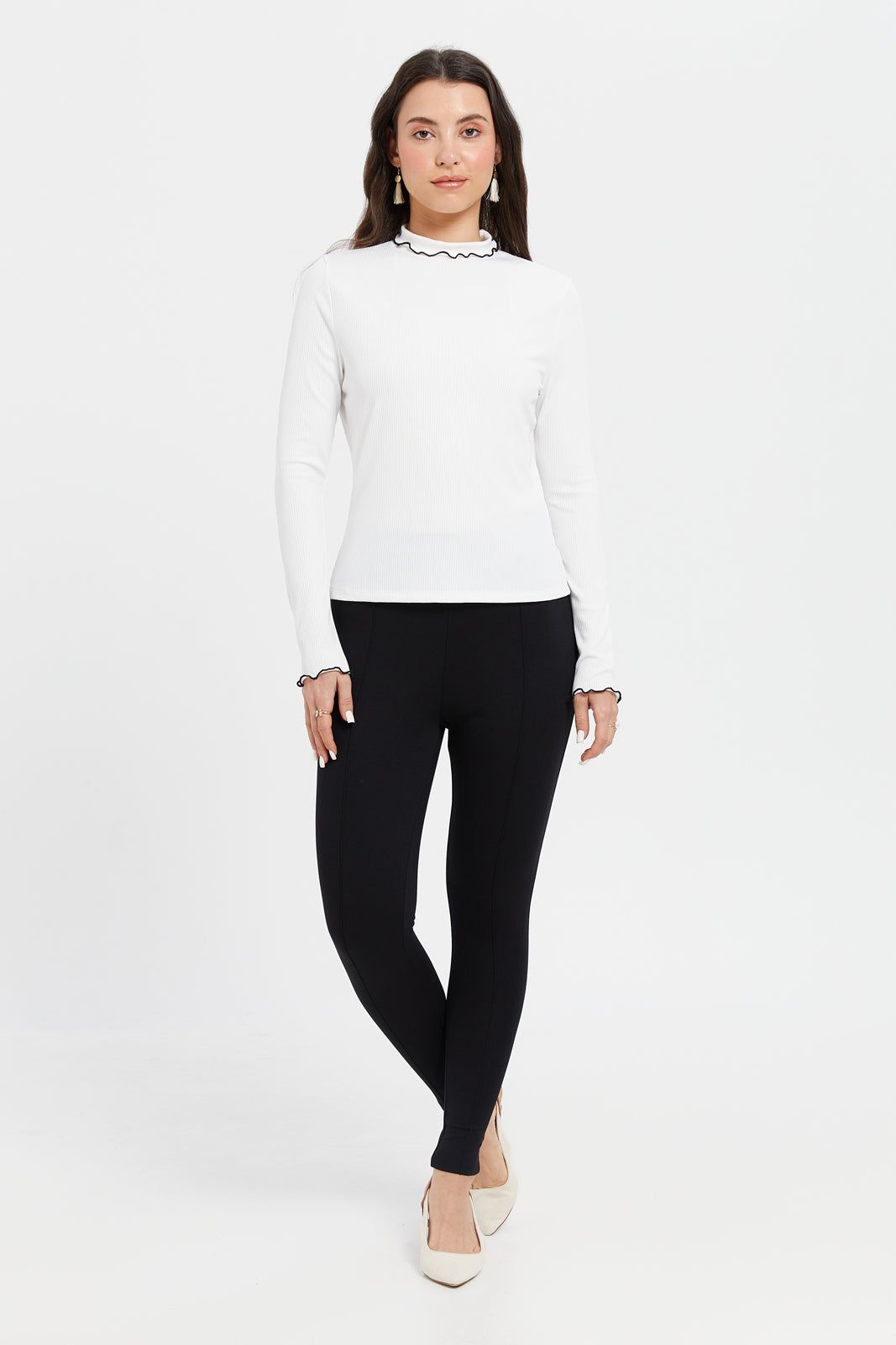 Women Black Single Pleat Leggings sold by Redtag product image thumbnail 2