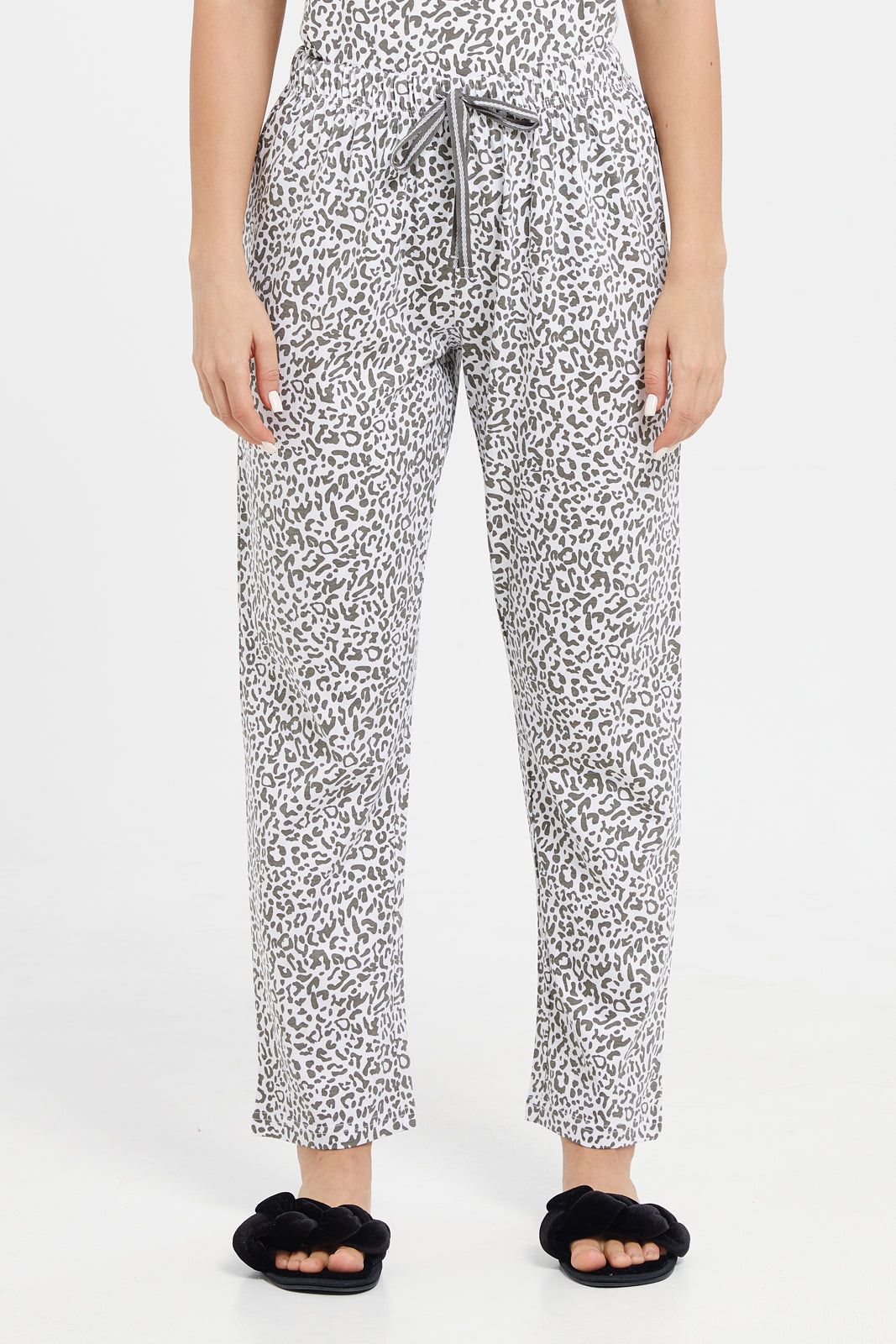 Women White Printed Short Sleeve Pyjama Set (2 Piece) sold by Redtag product image thumbnail 3