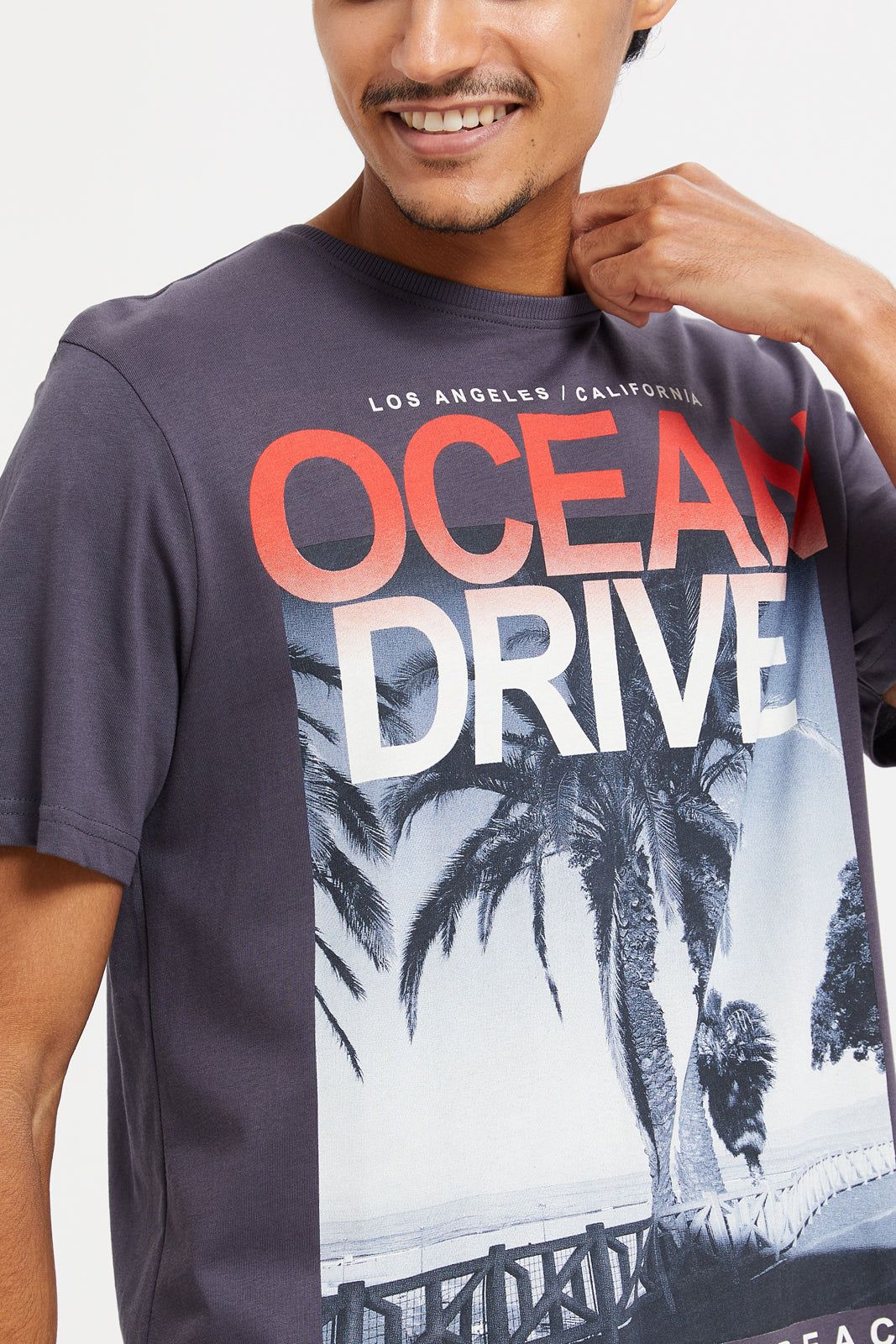 Men Charcoal Ocean drive Print T-Shirt sold by Redtag product image thumbnail 4