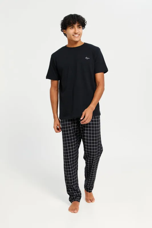 Men Black Checkered Pyjama Set (2 Piece) sold by Redtag