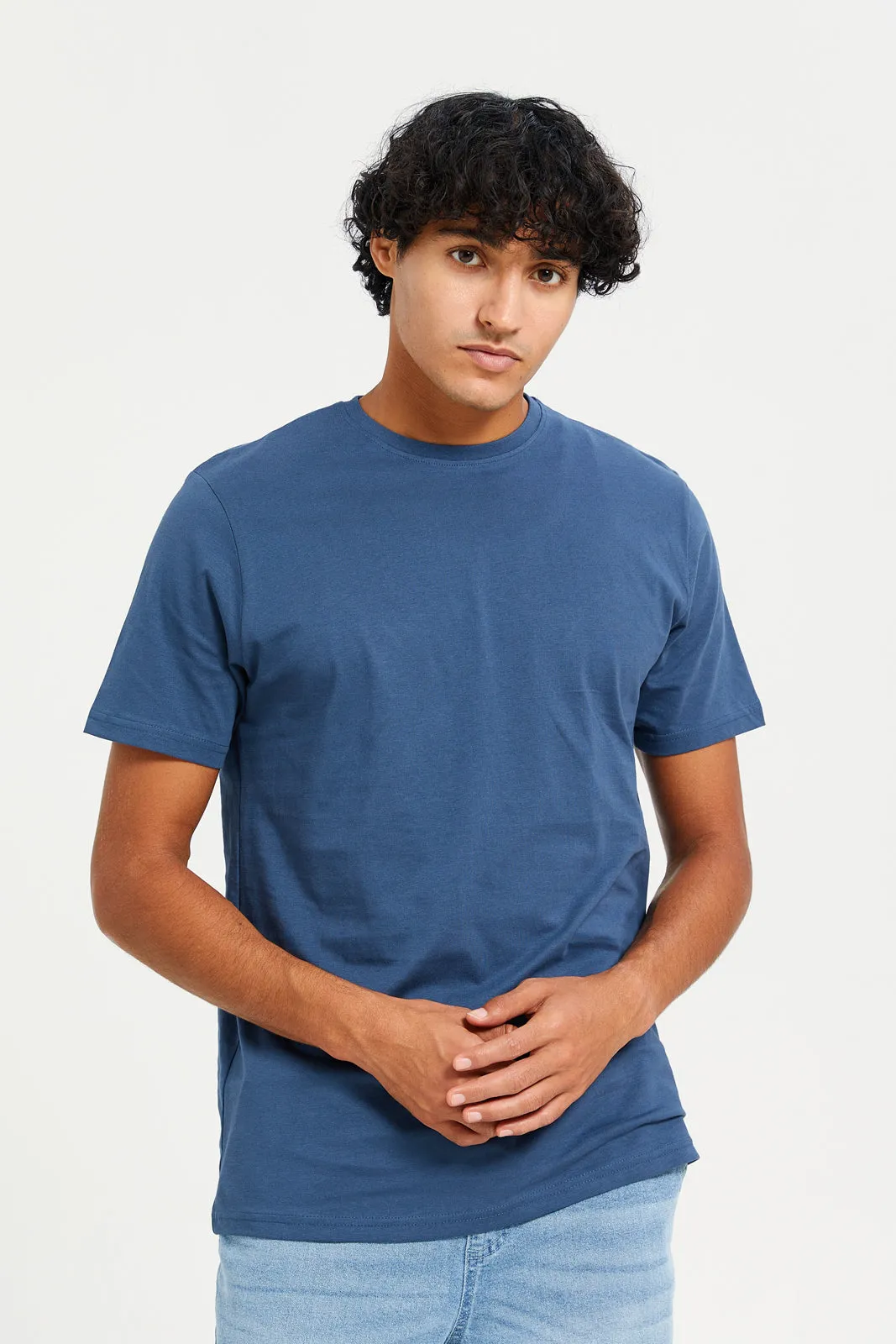 Men Blue Solid T-Shirt sold by Redtag