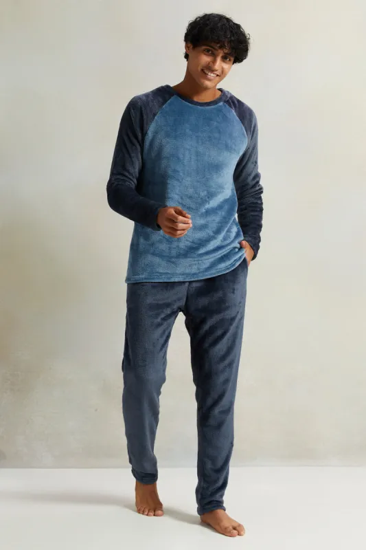 Men Blue Soft Fleece Pyjama Set (2 Piece) sold by Redtag