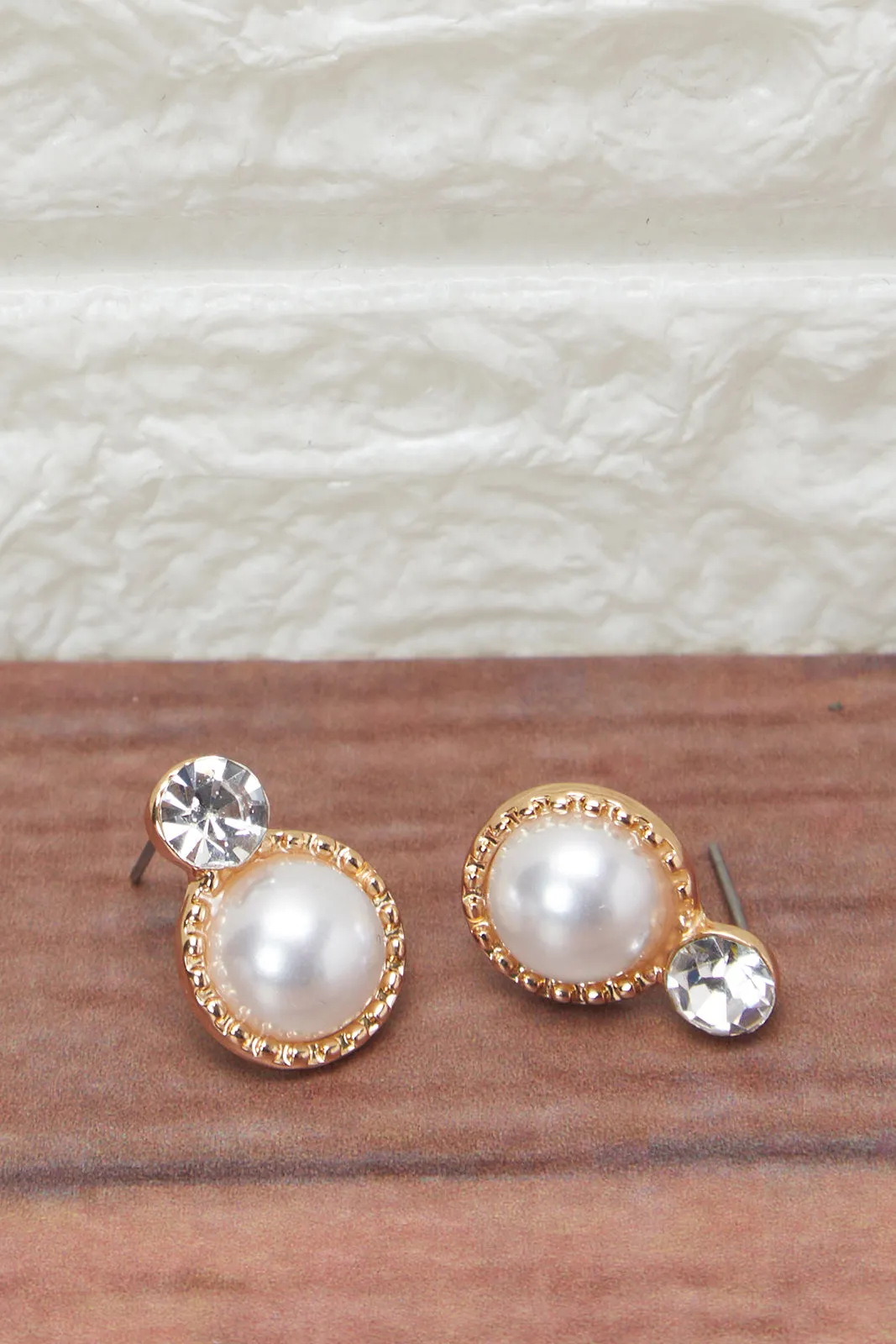 Women Gold Pearls Necklace And Earring Set (2 Piece) sold by Redtag product image thumbnail 4