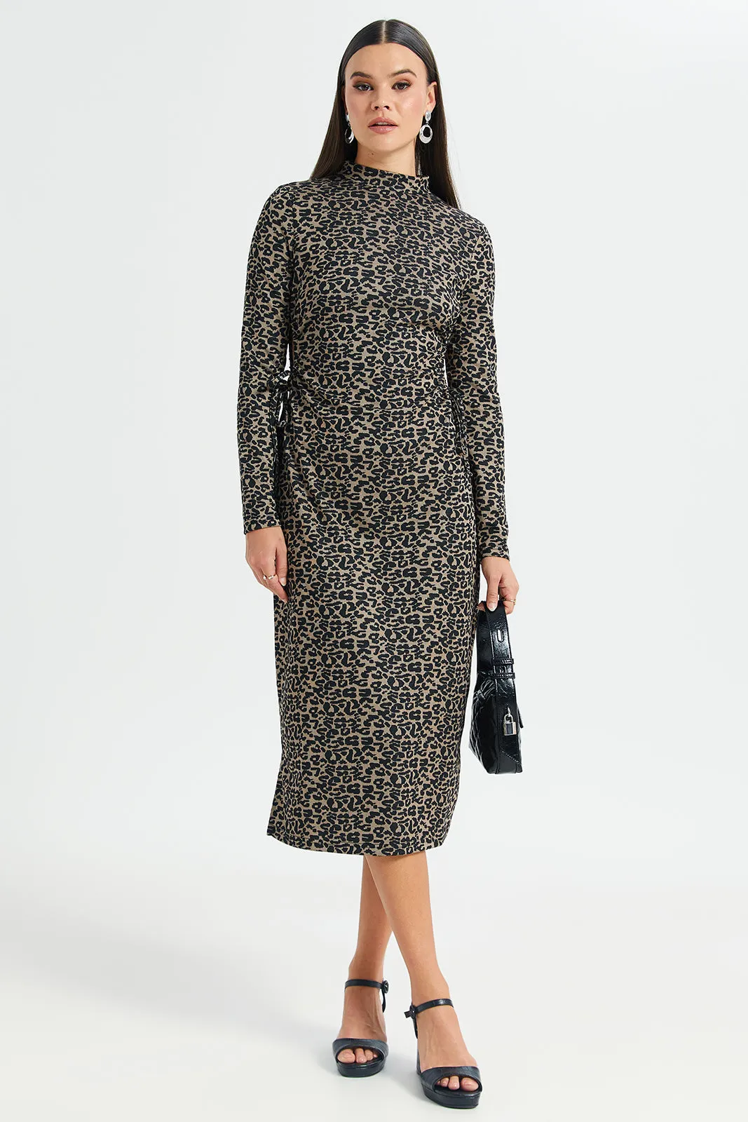 Women Beige And Black Side Ruched Printed Dress sold by Redtag product image thumbnail 4