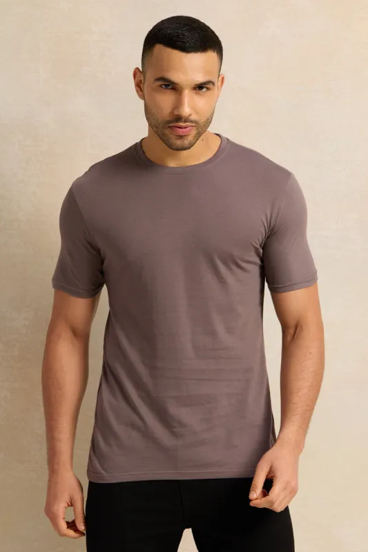 Men Charcoal Basic Crew Neck T-Shirt sold by Redtag