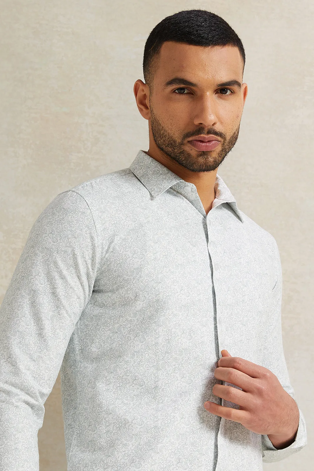 Men White Print Stand-Up Pack Shirt sold by Redtag product image thumbnail 4