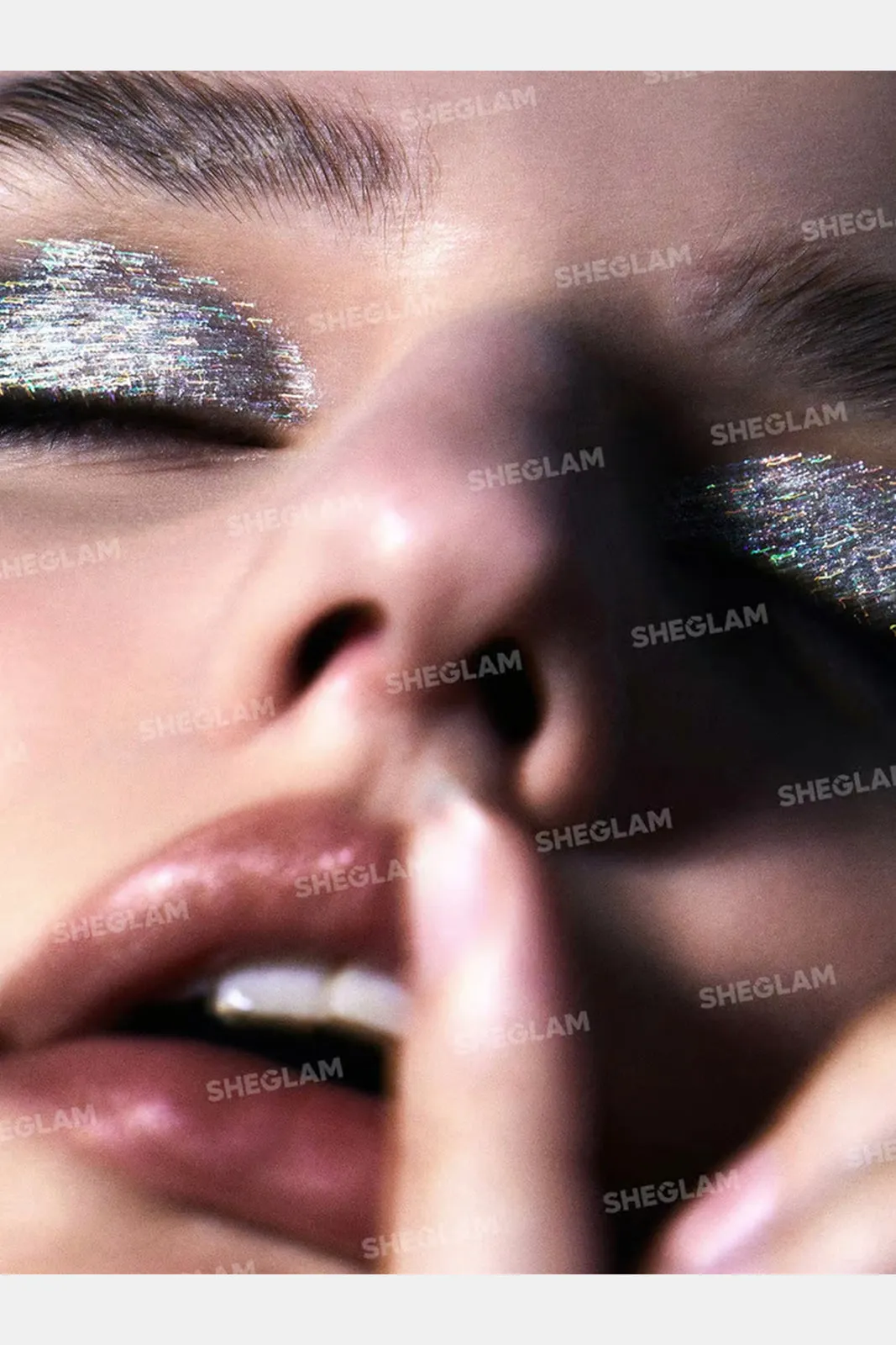 Sheglam Insta-Party Glitter Eye Liner - Disco Ball sold by Redtag product image thumbnail 2