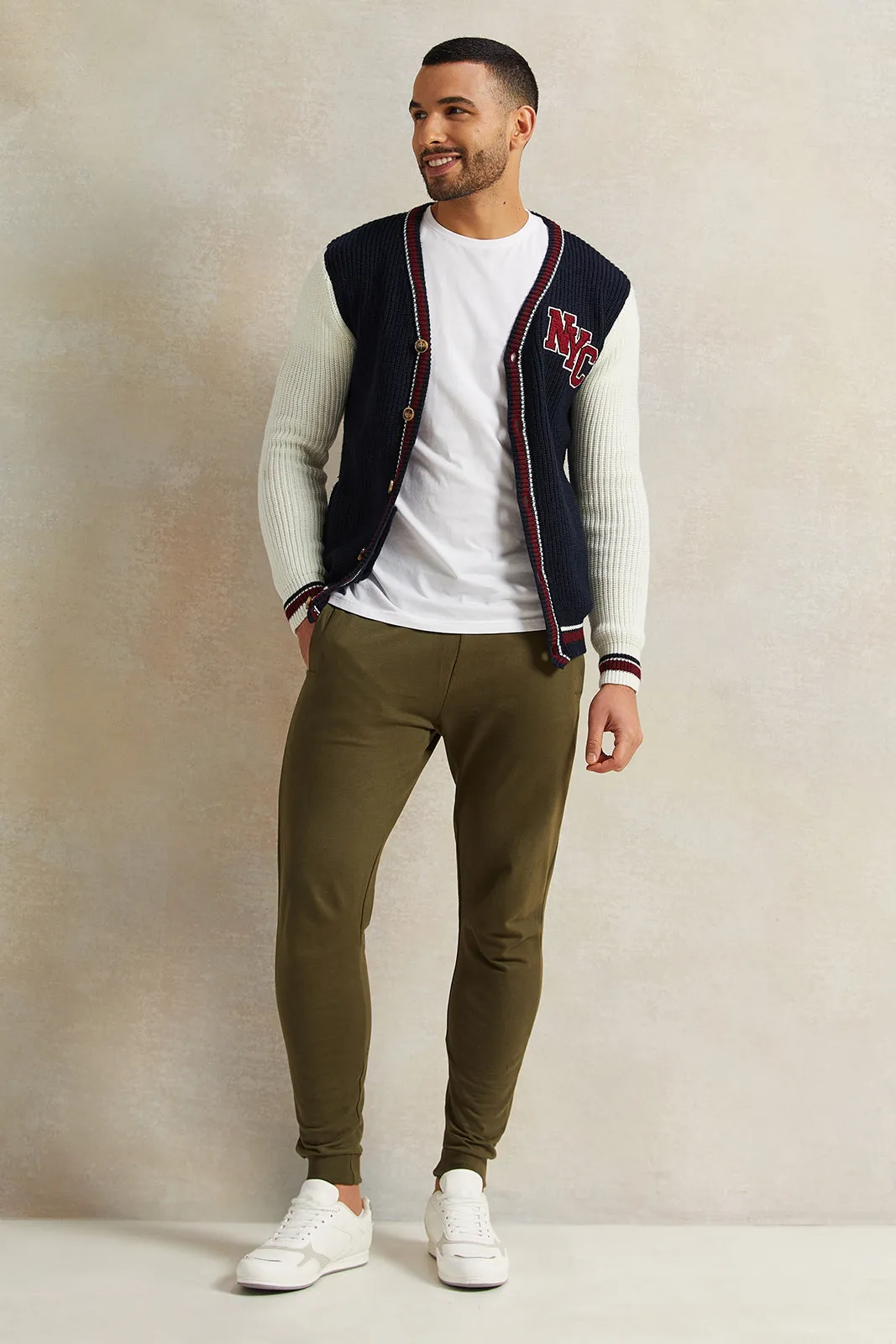 Men Green Solid Active Pants sold by Redtag product image thumbnail 2