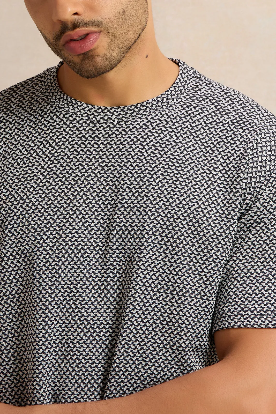 Men Grey Jacquard T-Shirt sold by Redtag product image thumbnail 4