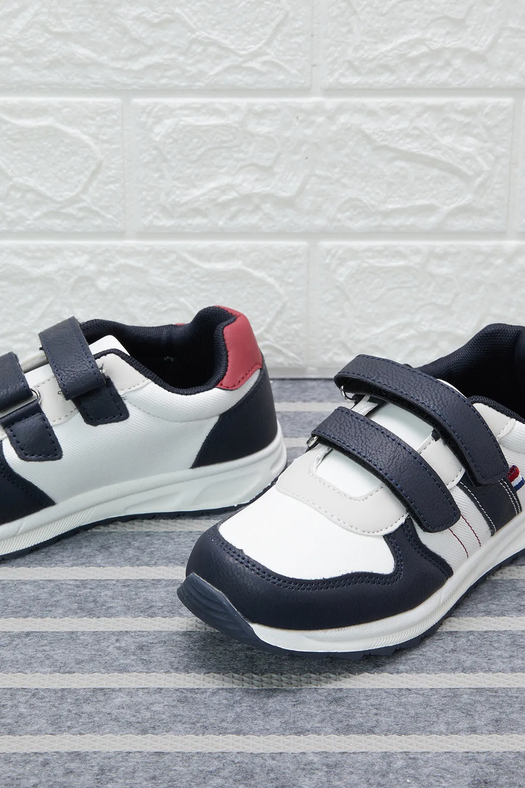 Boys White Material Block Sneakers sold by Redtag product image thumbnail 3