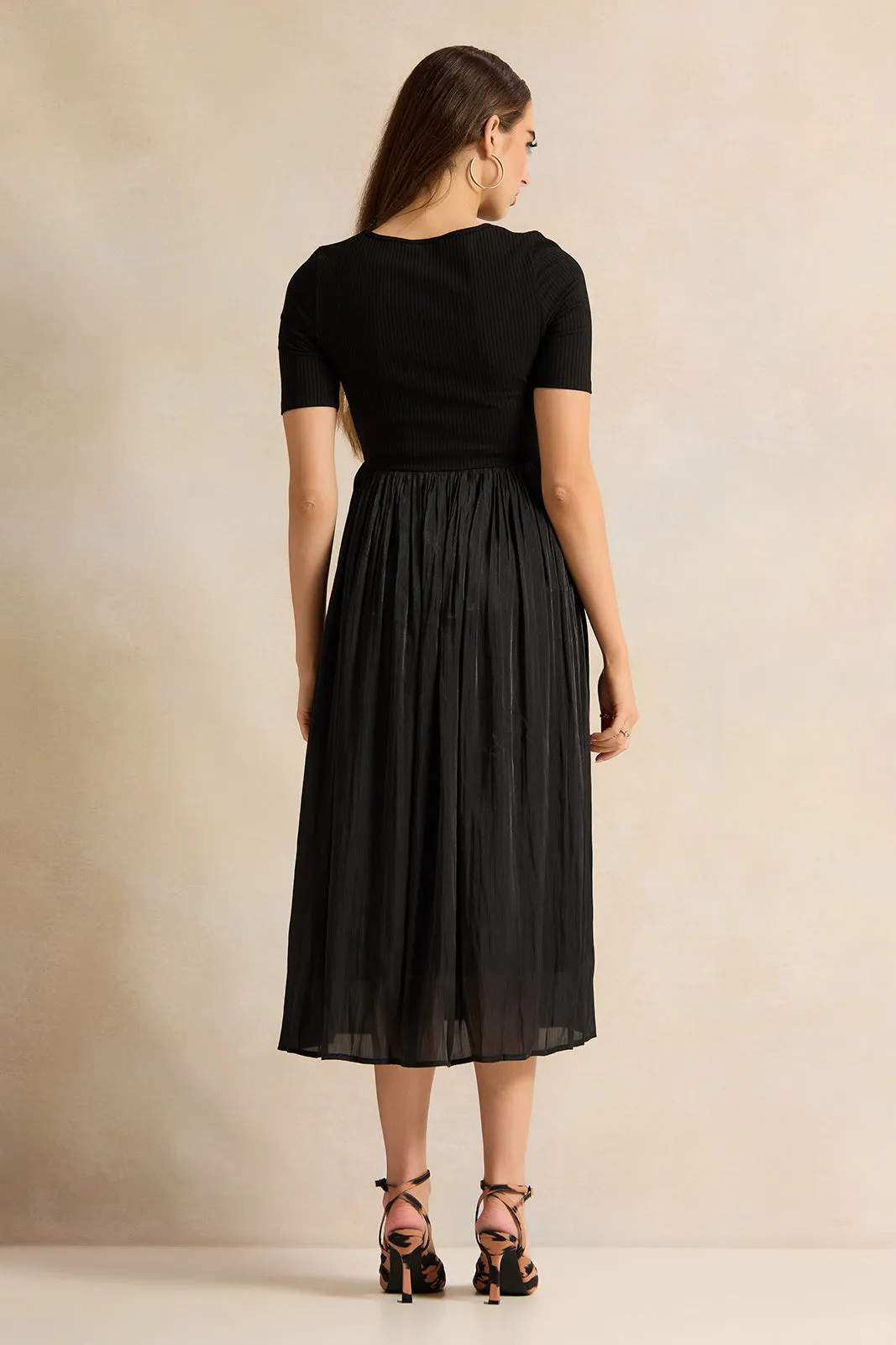 Women Black Short Sleeve Dress sold by Redtag product image thumbnail 3