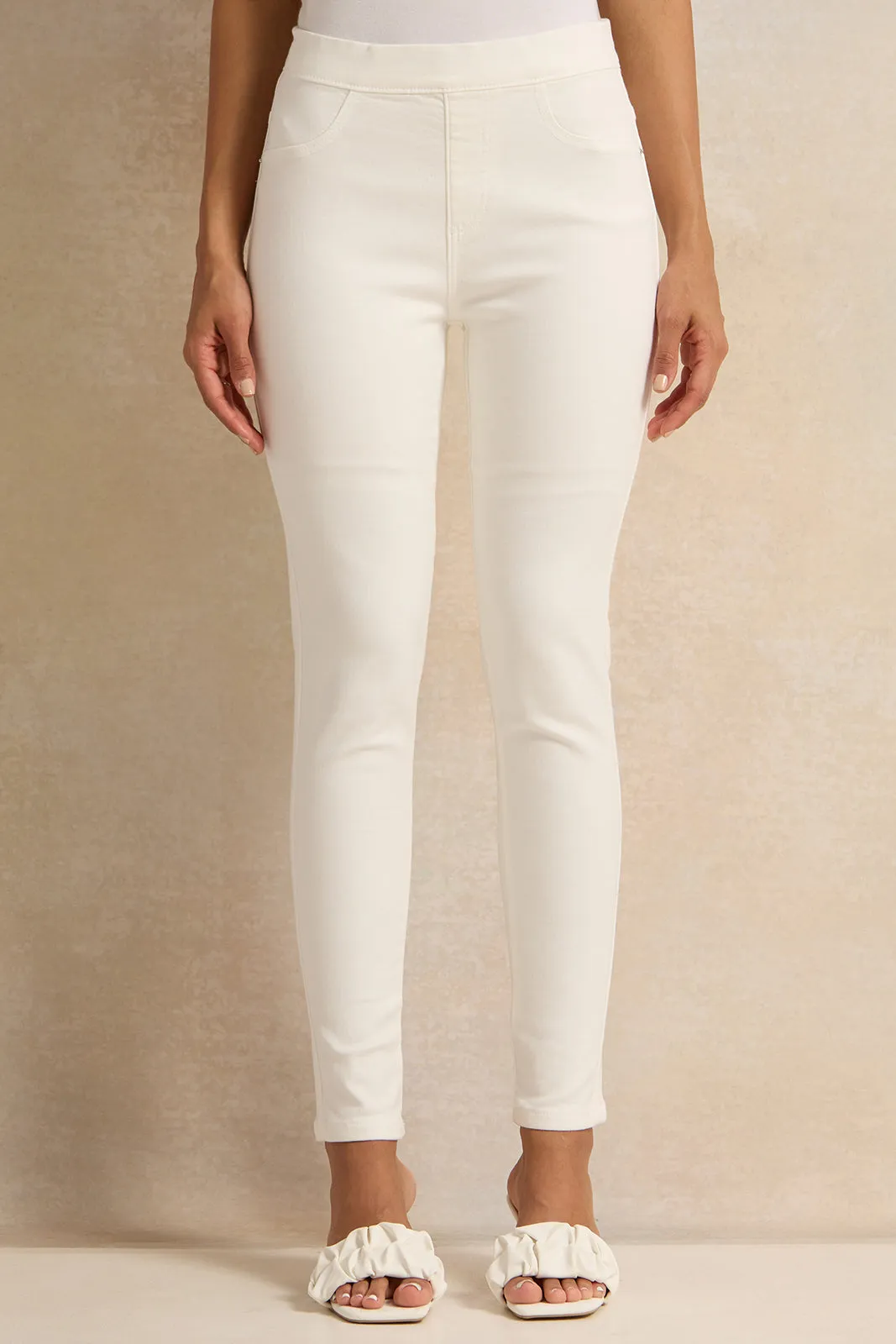 Women Ivory Solid Knit Jegging sold by Redtag