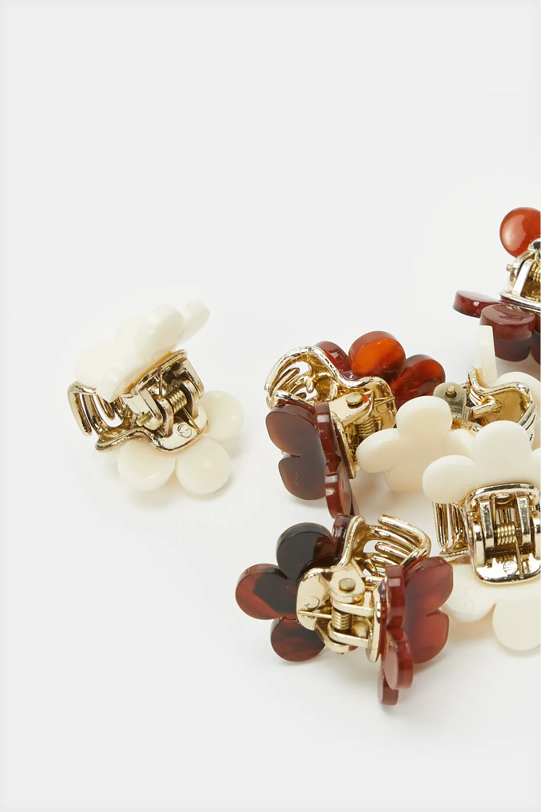 Women Assorted Hair Claw Set (6 Piece) sold by Redtag product image thumbnail 3