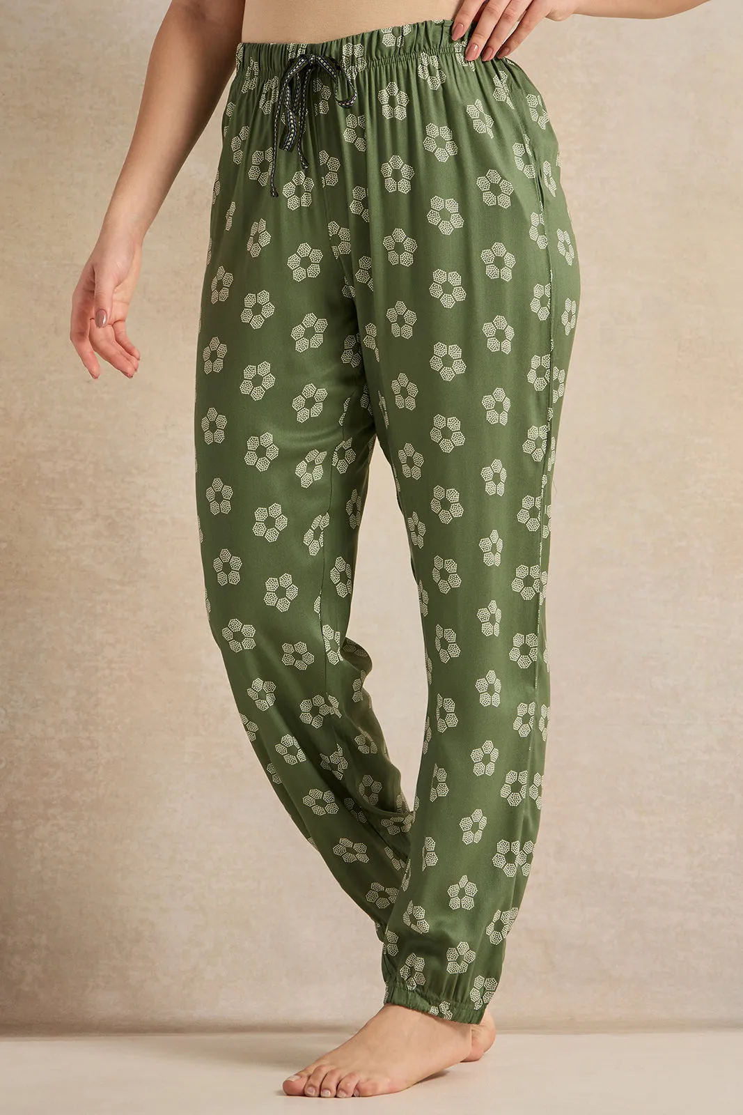 Women Green Printed Pyjama Bottom sold by Redtag