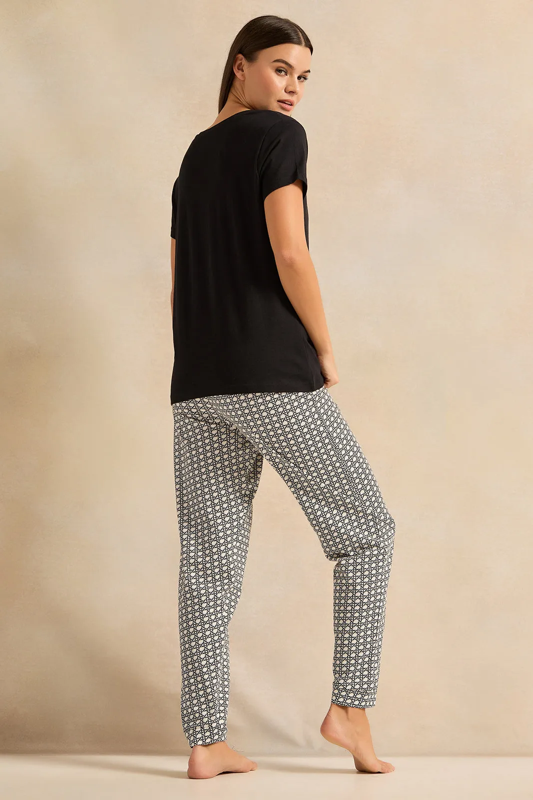 Women Black And Grey Geometric Print Pyjama Set (2 Piece) sold by Redtag product image thumbnail 4