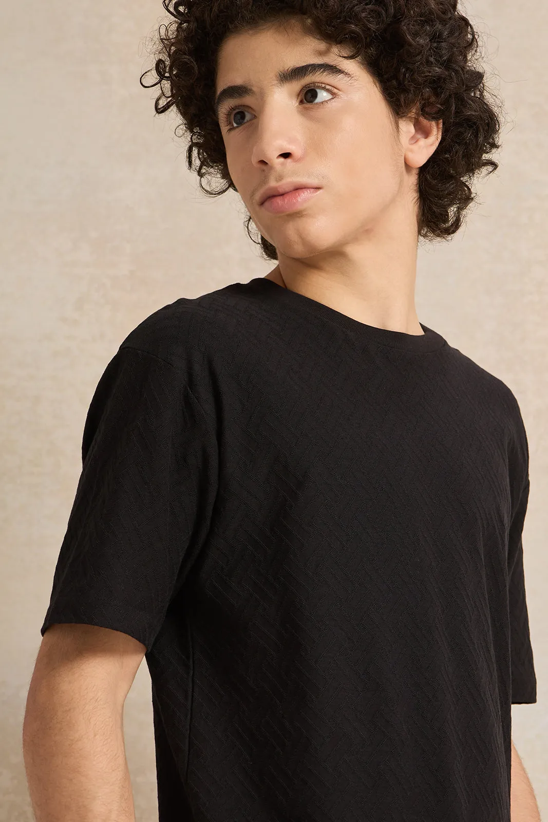 Senior Boys Black Solid T-Shirt sold by Redtag product image thumbnail 4