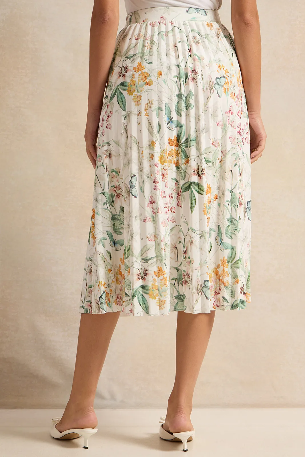 Women White Floral Print Pleated Skirt sold by Redtag product image thumbnail 3