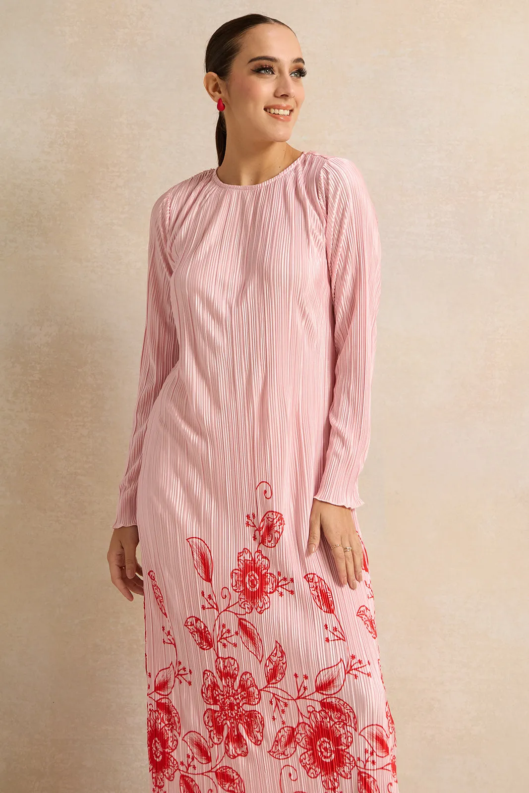 Women Pink Print Detailed Plisse Maxi Dress sold by Redtag product image thumbnail 2