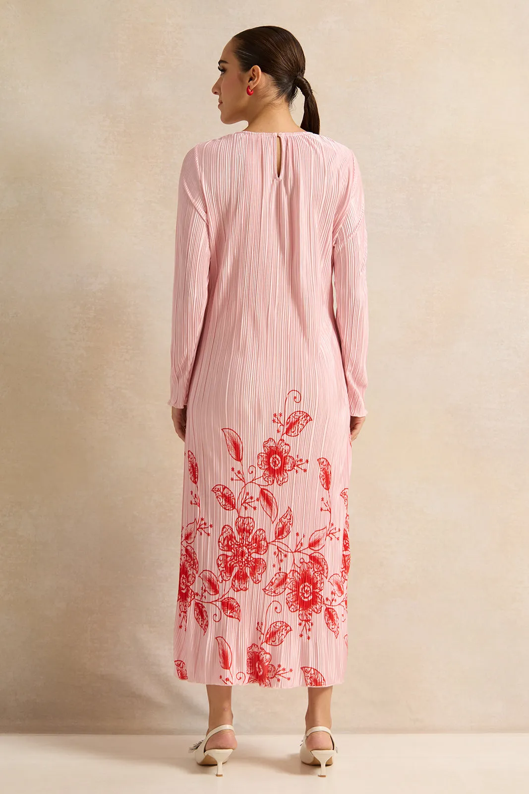 Women Pink Print Detailed Plisse Maxi Dress sold by Redtag product image thumbnail 3