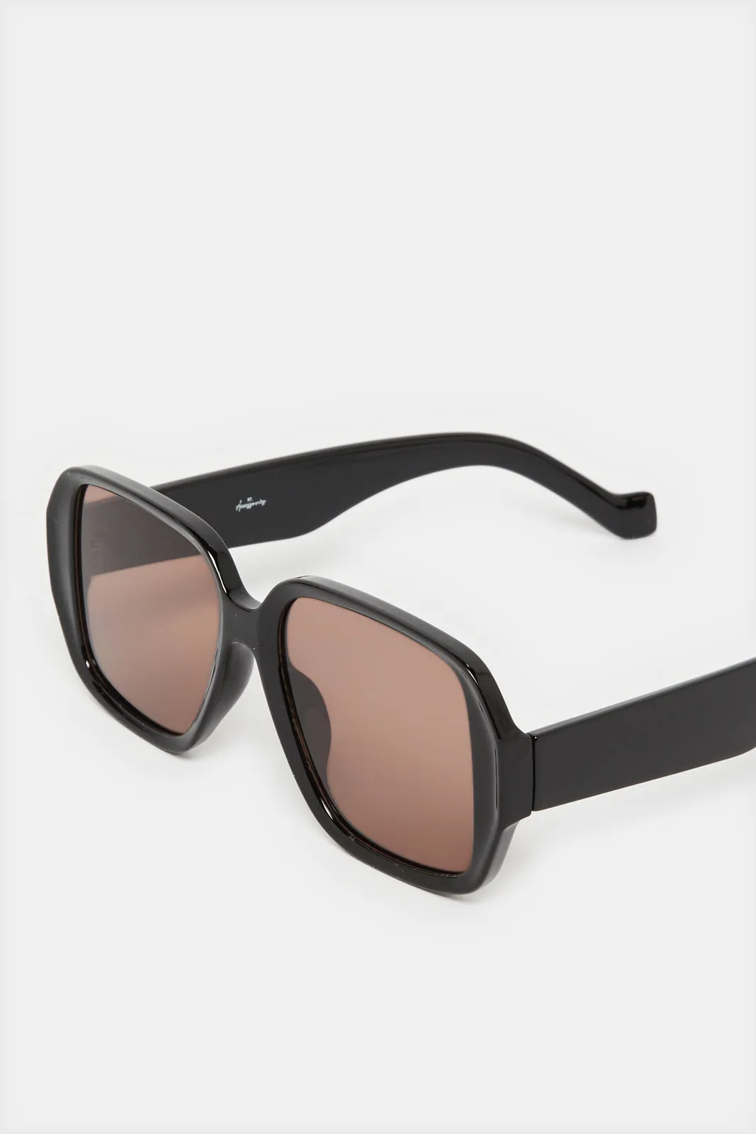 Women Black Oversize Sunglasses sold by Redtag product image thumbnail 3