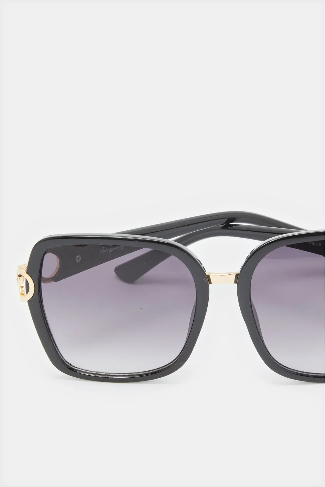 Women Black Metal Oversized Sunglasses sold by Redtag product image thumbnail 4