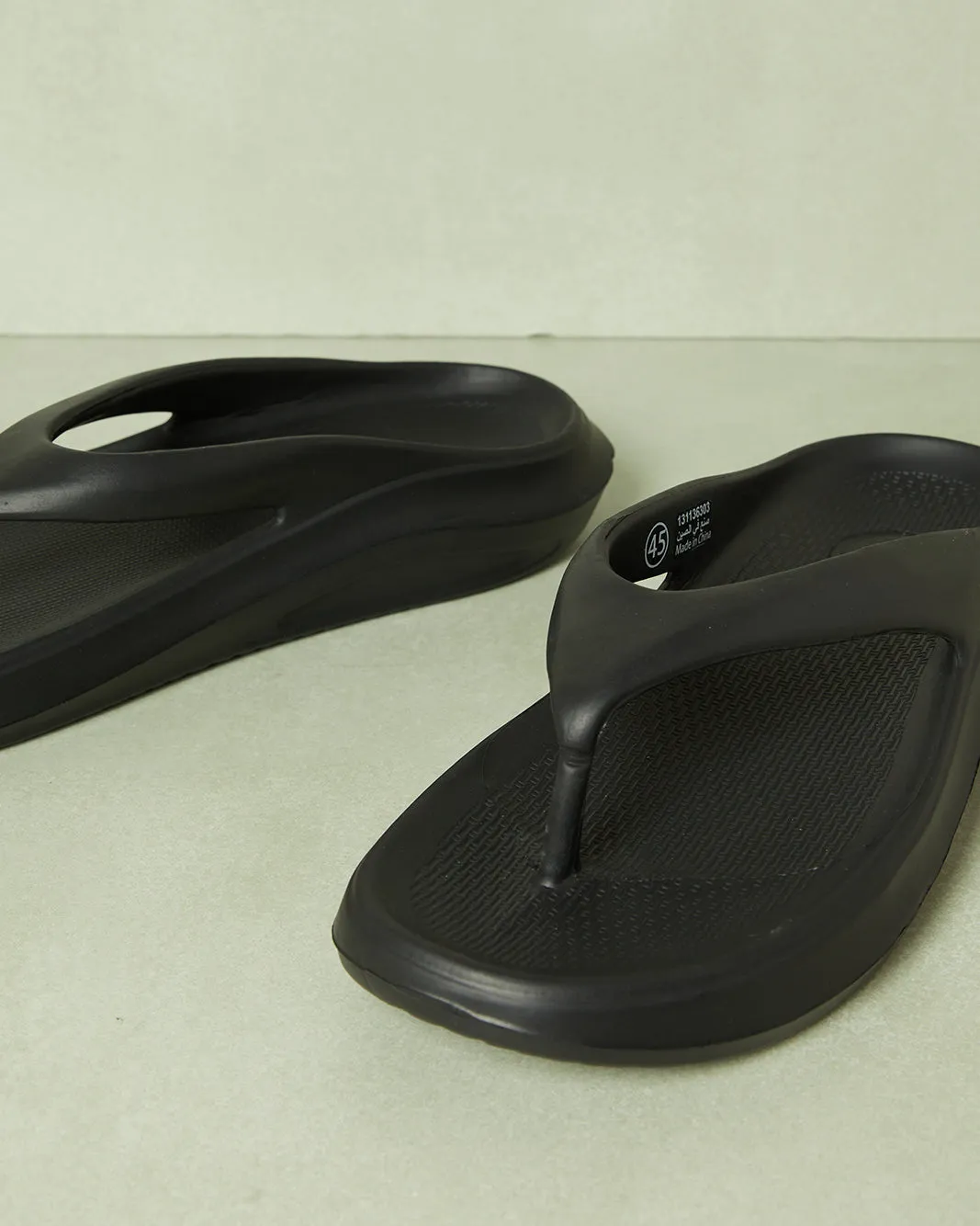 Men Black Toe Post Slide sold by Redtag product image thumbnail 3