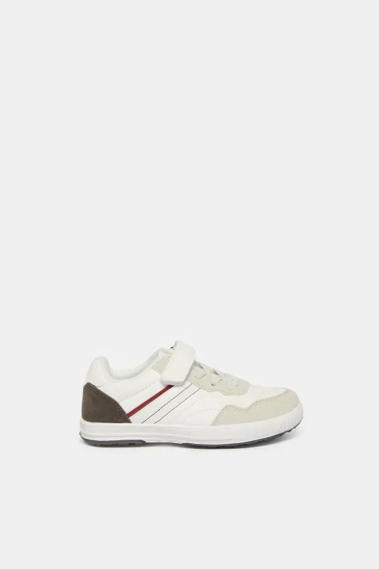 Boys White Material Block Sneakers sold by Redtag