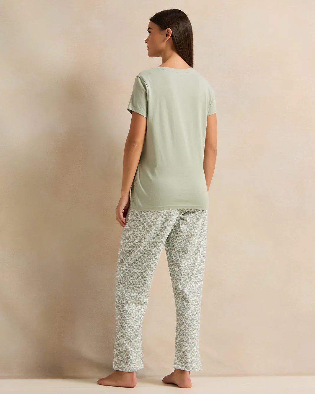 Women Green Floral Pyjama Set (2 Piece) sold by Redtag product image thumbnail 4