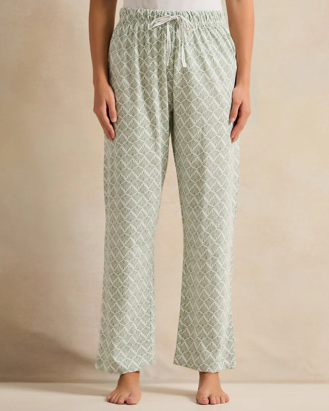 Women Green Floral Pyjama Set (2 Piece) sold by Redtag product image thumbnail 3