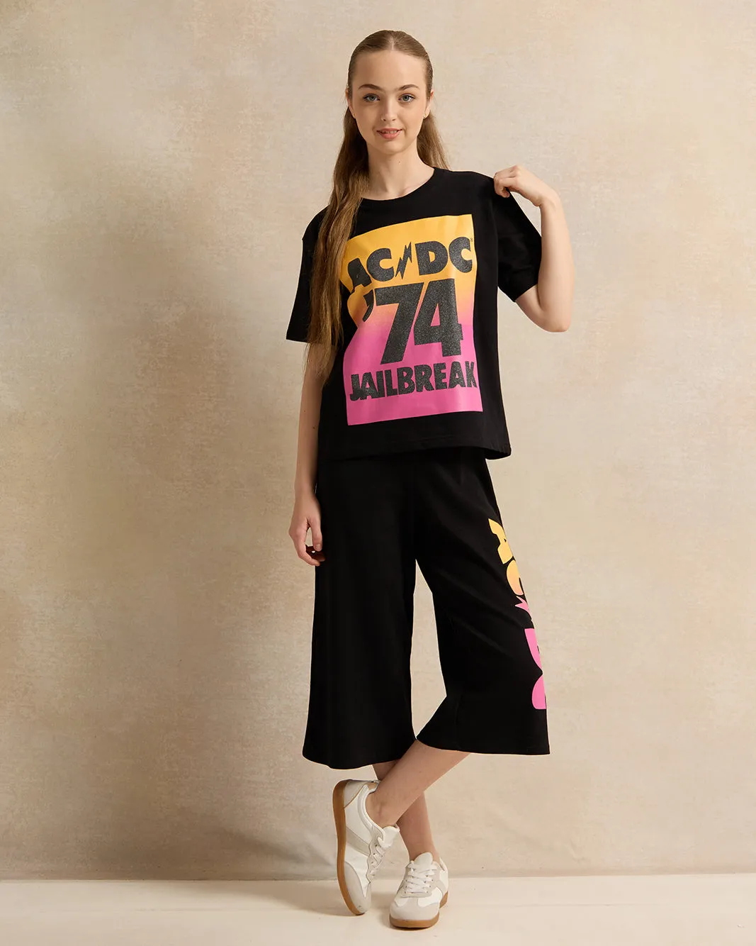 Senior Girls Black Printed Oversize T-Shirt sold by Redtag product image thumbnail 2