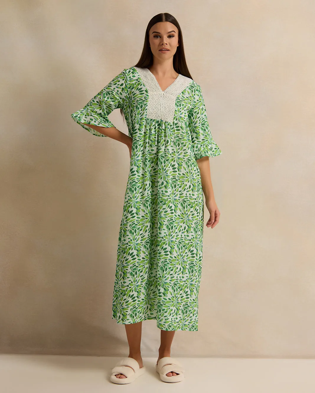 Women Green Short Sleeve Printed Lace Nightgown sold by Redtag product image thumbnail 4