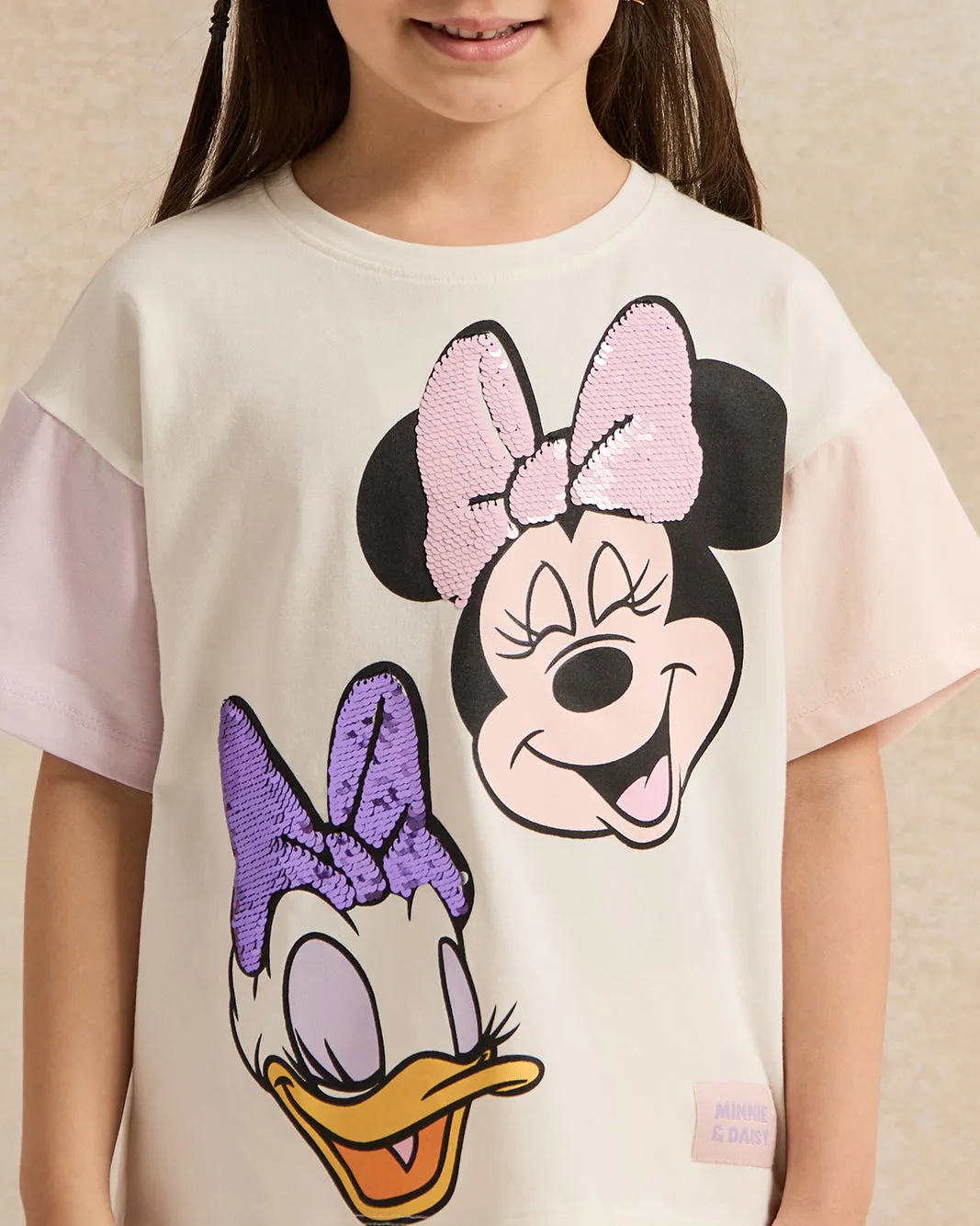 Girls Pink Minnie & Daisy Sequins T-Shirt sold by Redtag product image thumbnail 4