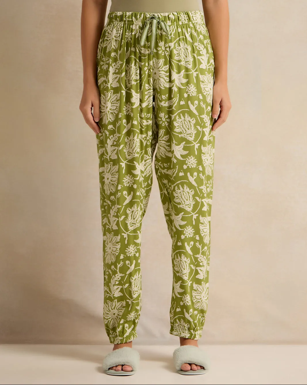 Women Green Printed Pyjama Bottom sold by Redtag
