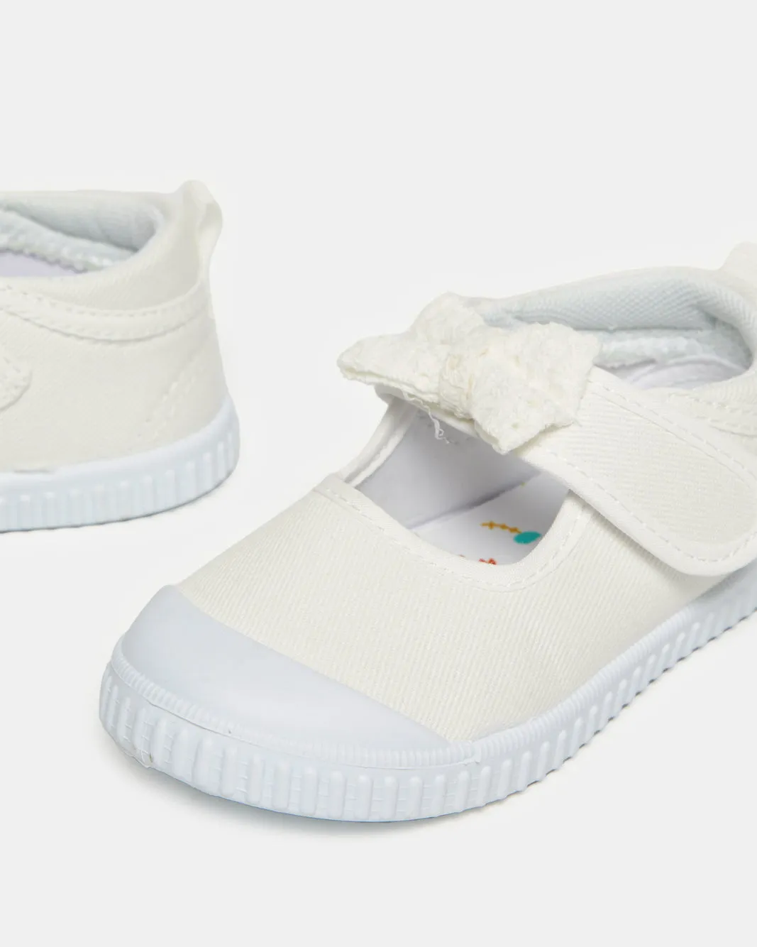 Infant Girls White Bow Strap Sneaker sold by Redtag product image thumbnail 3