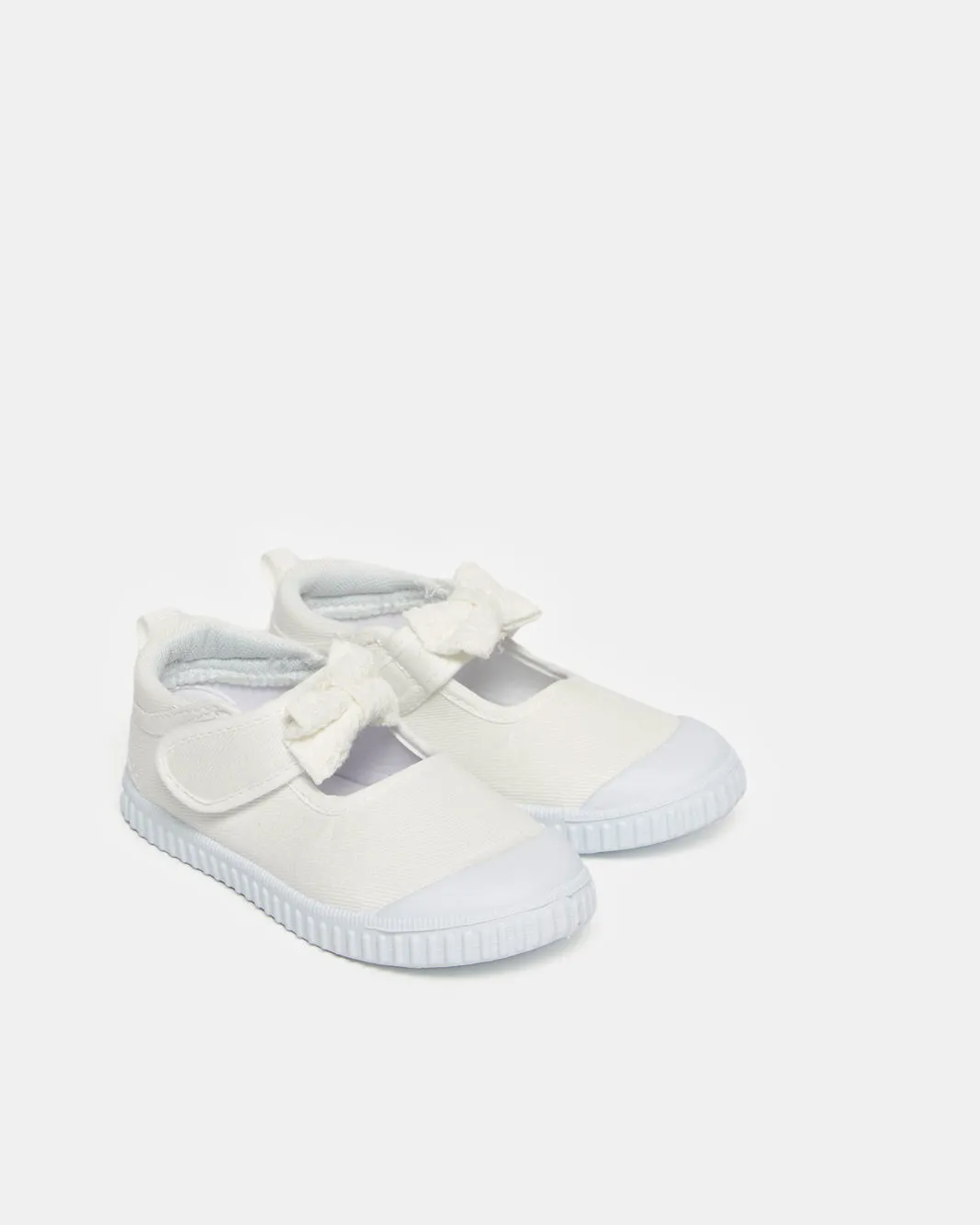 Infant Girls White Bow Strap Sneaker sold by Redtag product image thumbnail 2