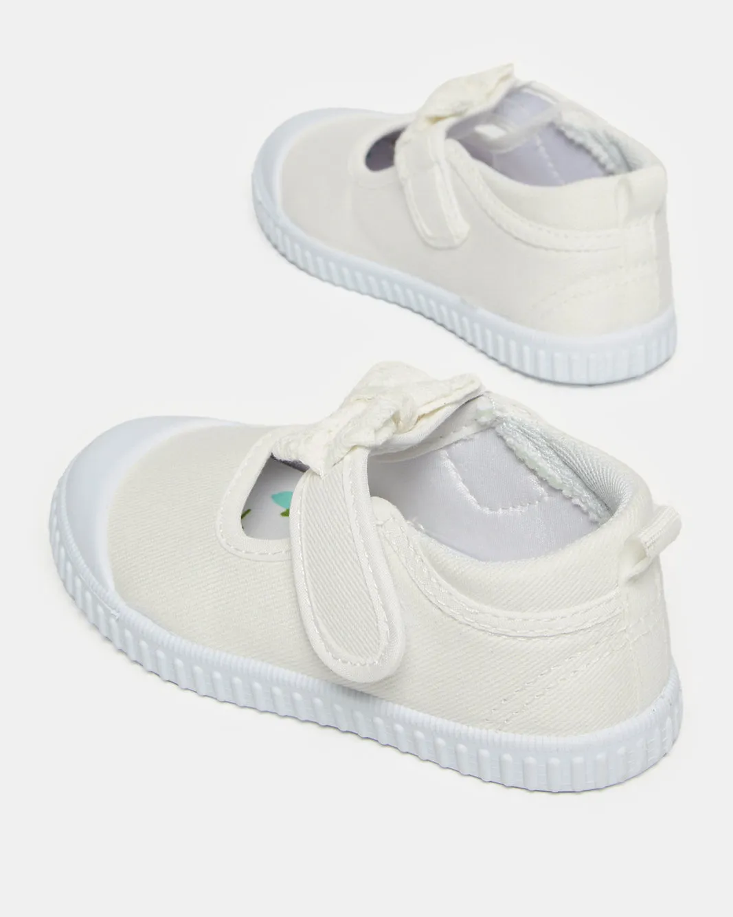 Infant Girls White Bow Strap Sneaker sold by Redtag product image thumbnail 4